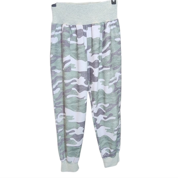 CAMO STYLE JOGGERS - Picture 1 of 3